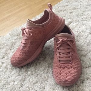 APL Techloom Phantom